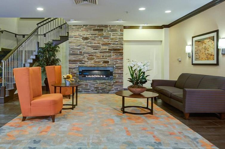 Holiday Inn Express Hotel & Suites Chicago-Deerfield/Lincoln