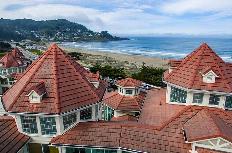 Pacifica Beach Hotel