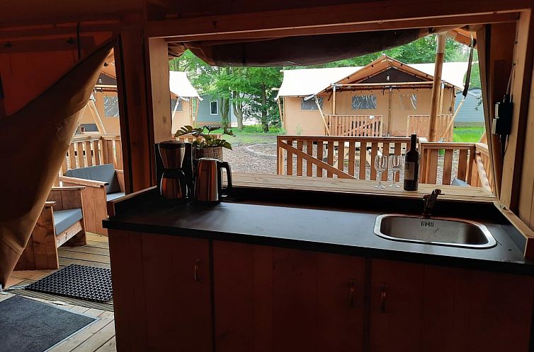 Lodgetent Community 16
