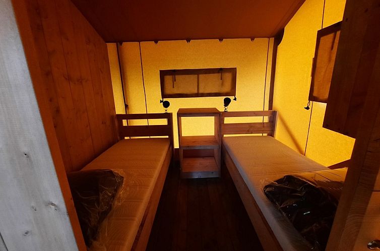 Lodgetent Community 16