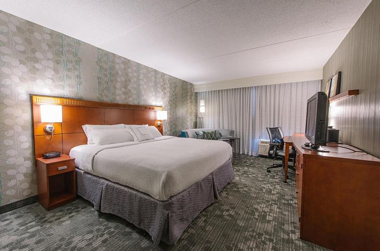 Courtyard by Marriott Nashua