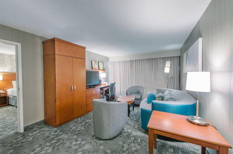 Courtyard by Marriott Nashua