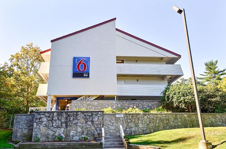 Motel 6-Nashua, NH - South