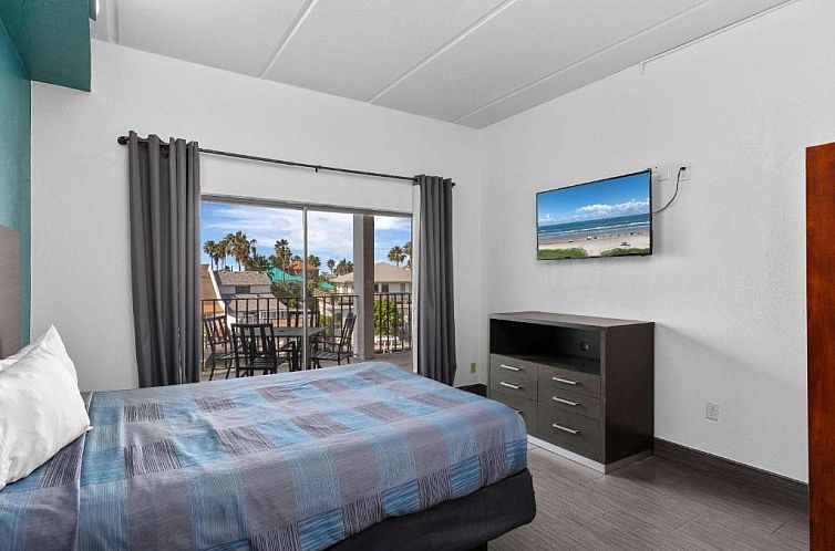 WindWater Hotel and Marina