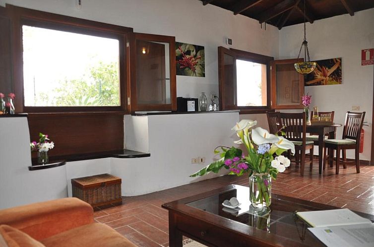 Casa Rural Doña Herminda