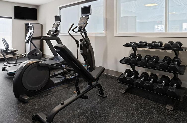 Holiday Inn Express Hotel & Suites Brattleboro, an IHG Hotel