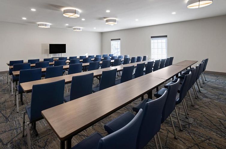 Holiday Inn Express Hotel & Suites Brattleboro, an IHG Hotel