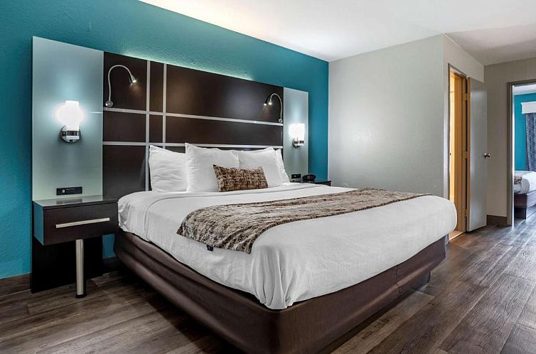 Best Western Plus Carlton Suites - Birmingham