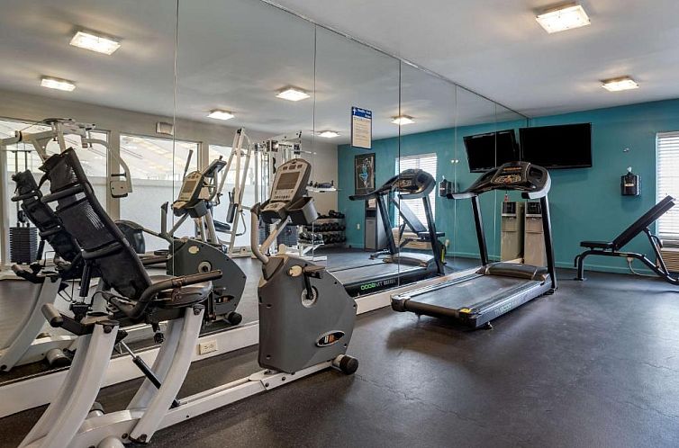 Best Western Plus Carlton Suites - Birmingham
