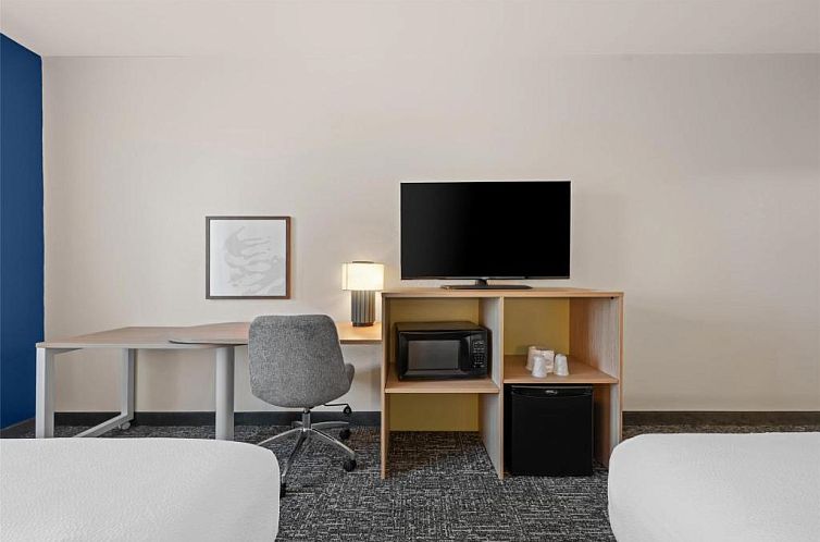 Country Inn & Suites by Radisson, Homewood, AL