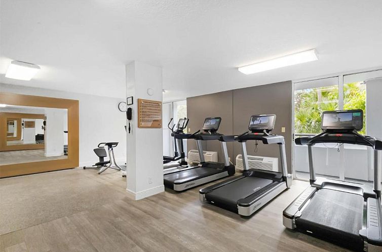 DoubleTree by Hilton Palm Beach Gardens