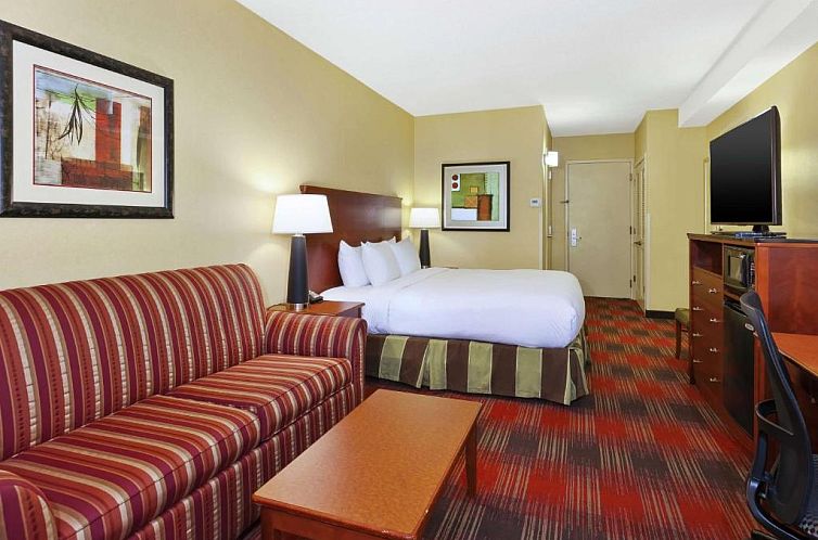 DoubleTree by Hilton Holland