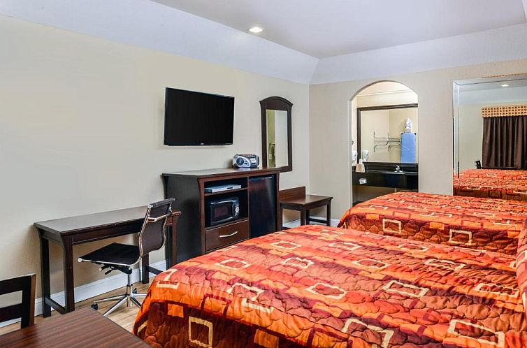 Scottish Inn and Suites Highway Six South