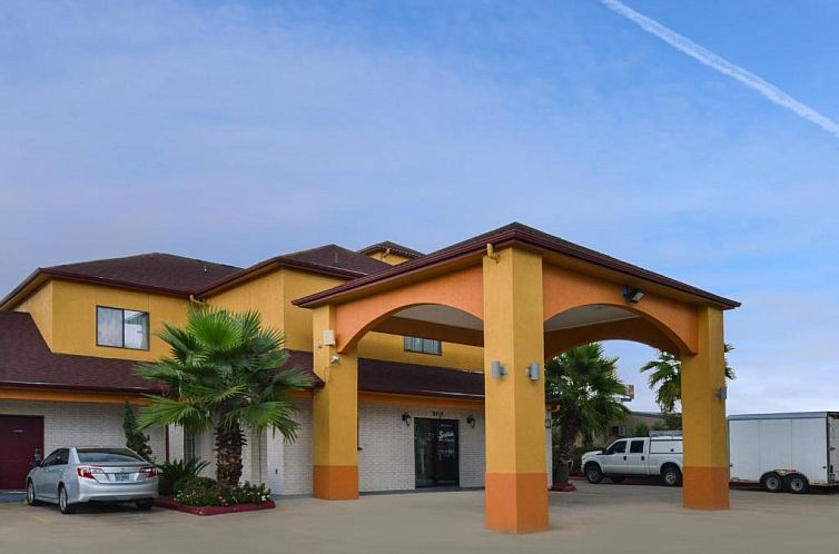 Scottish Inn and Suites Highway Six South