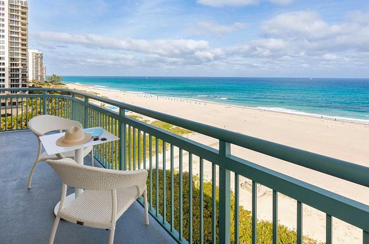 Hilton Singer Island Oceanfront Palm Beaches Resort