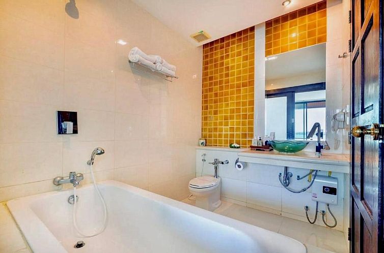 Racha Kiri Resort & Spa