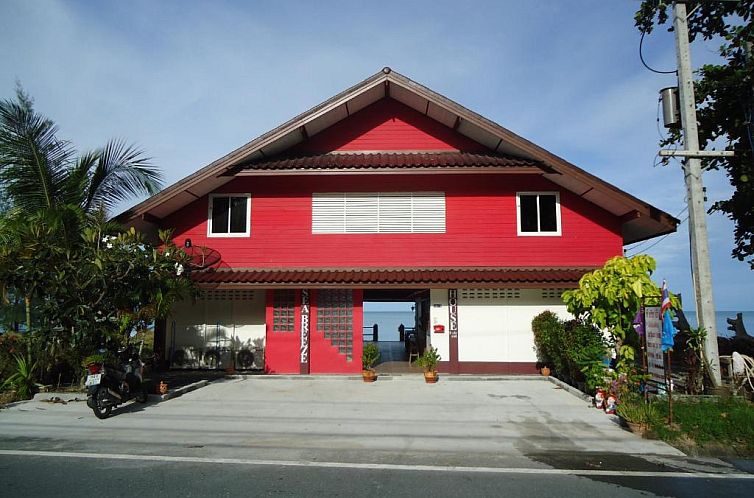 Sea Breeze House, Naiplao Beach