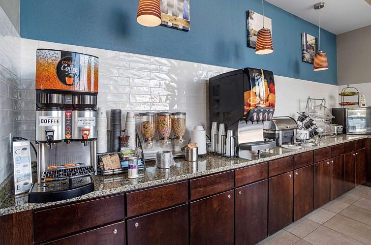 Best Western Plus Philadelphia Airport South - at Widener Un