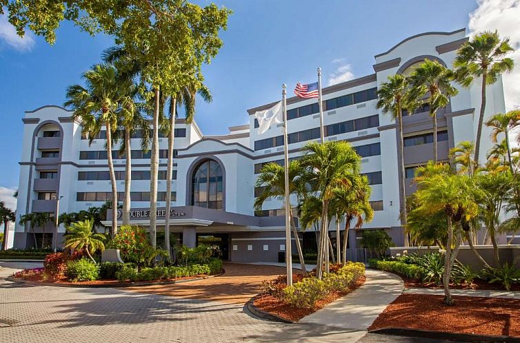 DoubleTree by Hilton West Palm Beach Airport