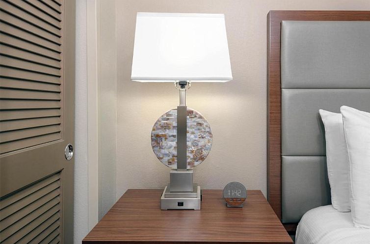 DoubleTree by Hilton West Palm Beach Airport