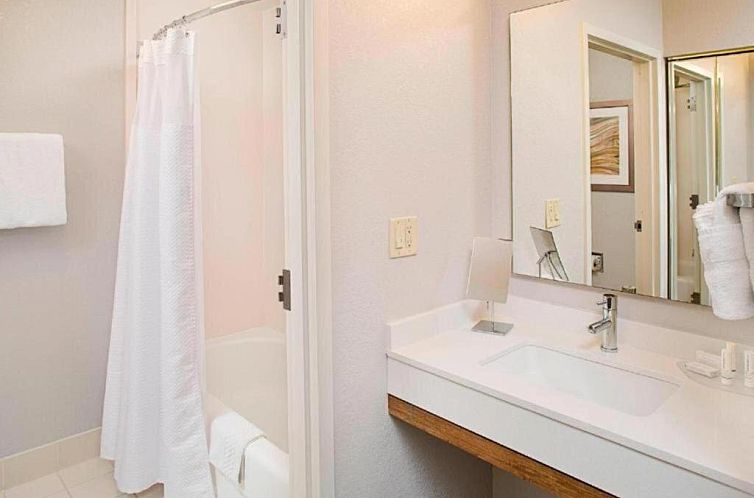 Courtyard West Palm Beach Airport