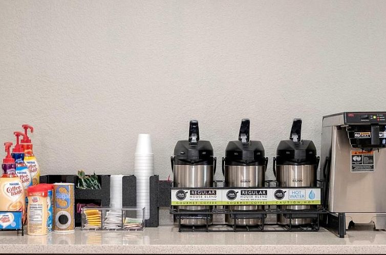 Red Roof Inn PLUS+ West Palm Beach