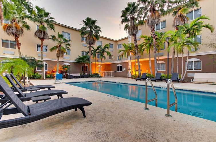Holiday Inn Express West Palm Beach Metrocentre, an IHG Hote