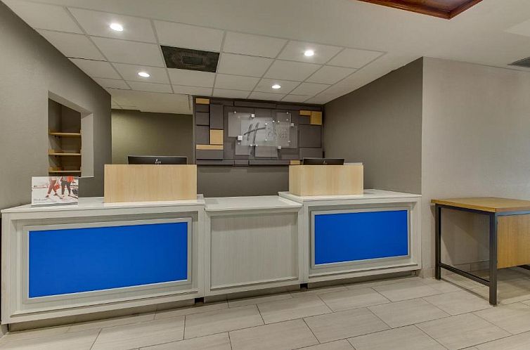 Holiday Inn Express West Palm Beach Metrocentre, an IHG Hote
