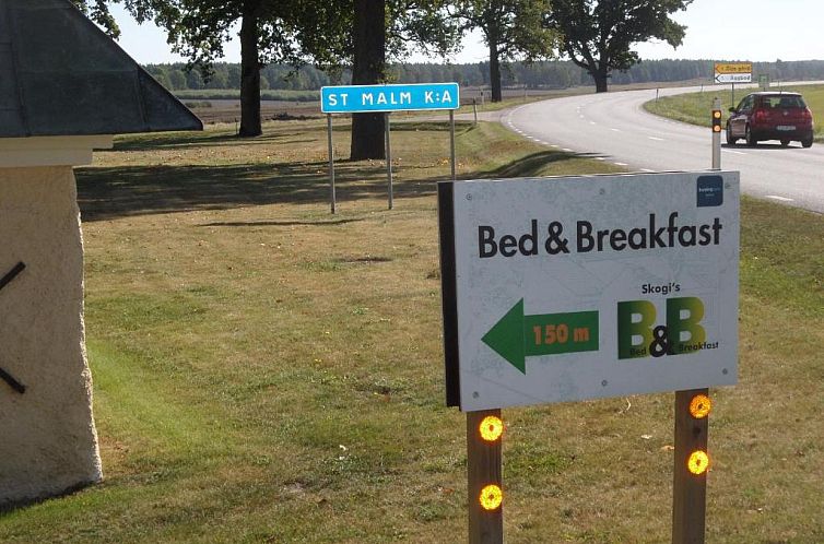 Skogis Bed & Breakfast
