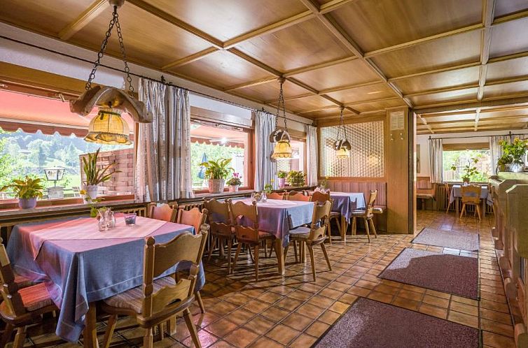 Gasthaus - Pension - Café Dörfl