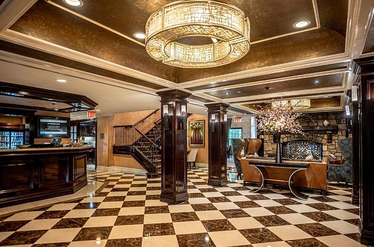 The Inn At Fox Hollow Hotel