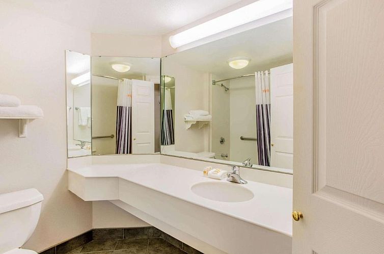 La Quinta by Wyndham Raleigh Durham Intl AP