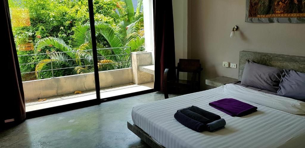 Sairee Sairee Guesthouse