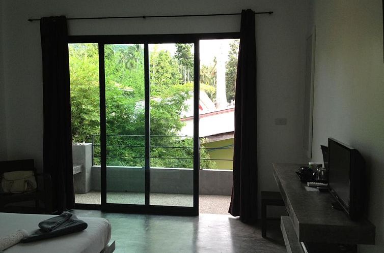 Sairee Sairee Guesthouse