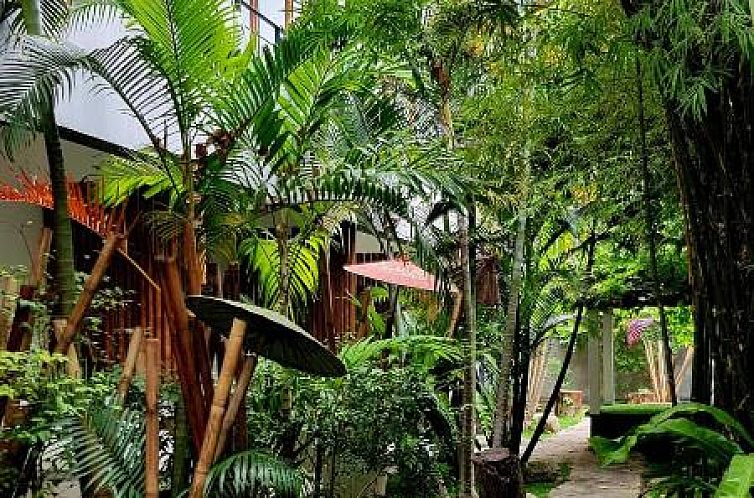 Sairee Sairee Guesthouse