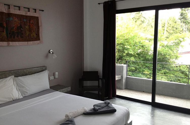 Sairee Sairee Guesthouse