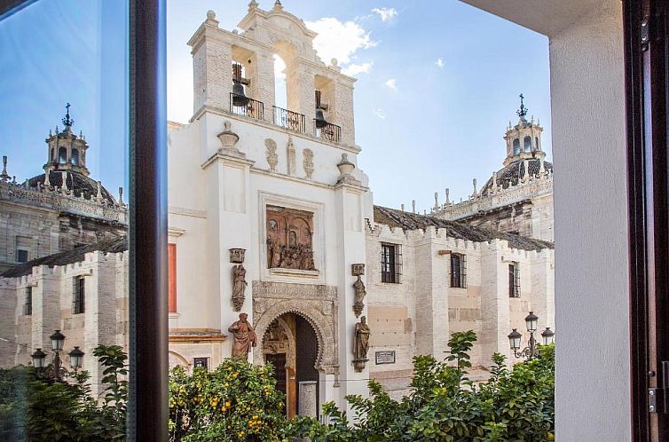 Puerta Catedral Apartments