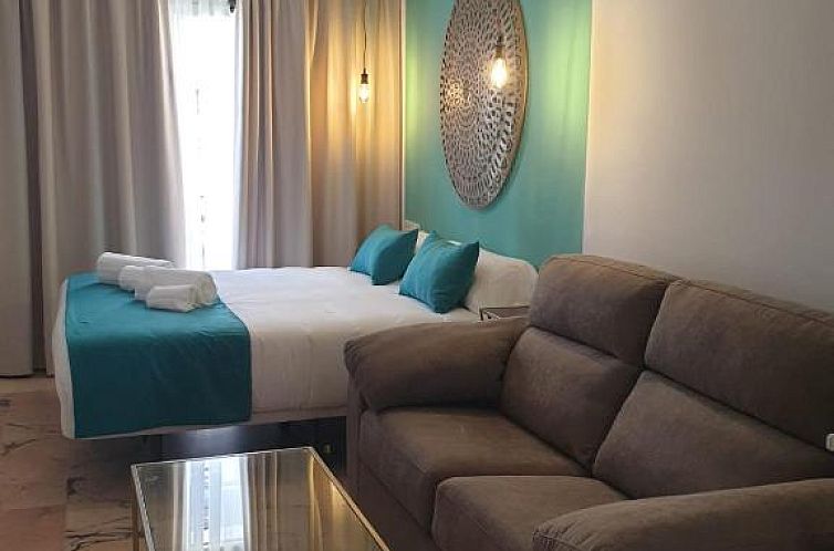 Hotel y Apartamentos Doña Lola