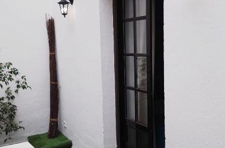 Hotel y Apartamentos Doña Lola