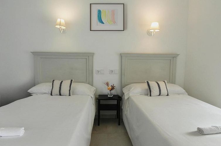 Guest house 57141119 - Apartment Andalusia - Hotel Doña Blanca