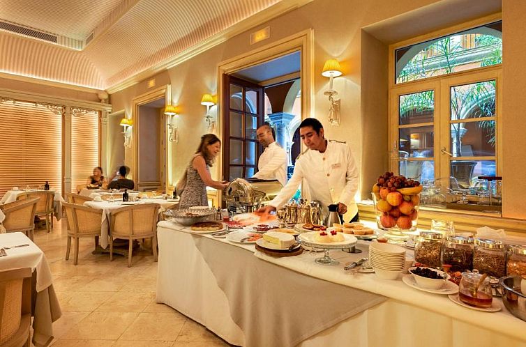 Hotel Casa Del Poeta