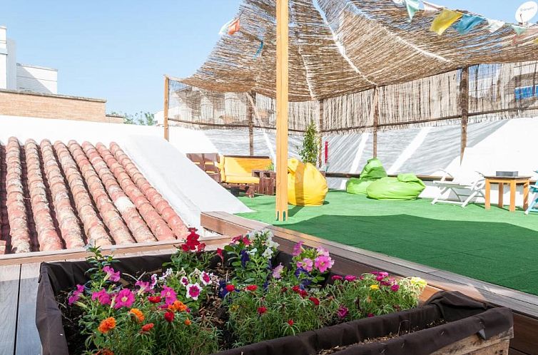The Nomad Hostel&Pension