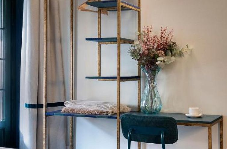 H. Boutique Voluve Sevilla