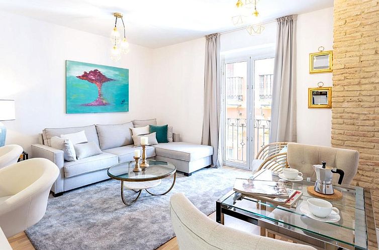 Genteel Home Francos