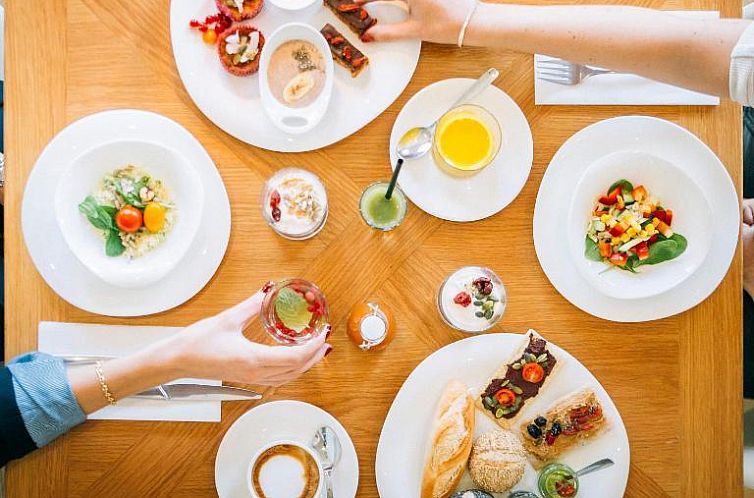 Petit Palace Marques Santa Ana