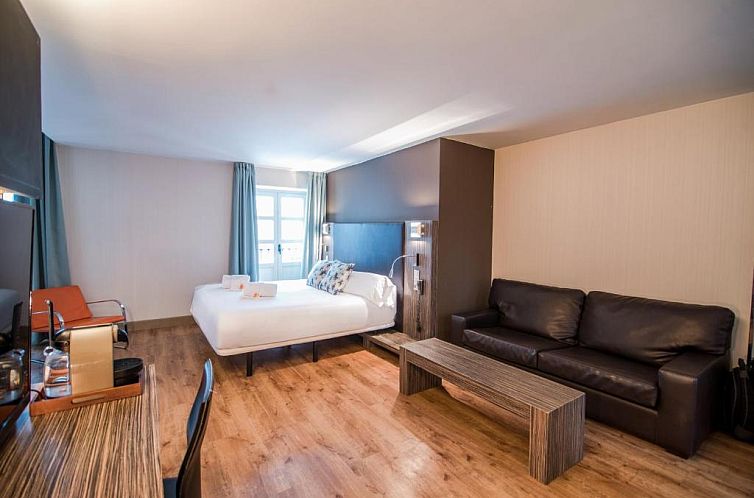 Petit Palace Santa Cruz