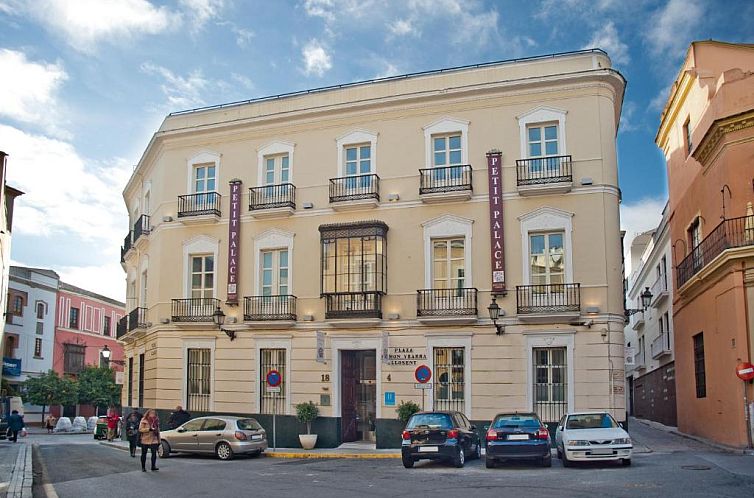 Petit Palace Santa Cruz