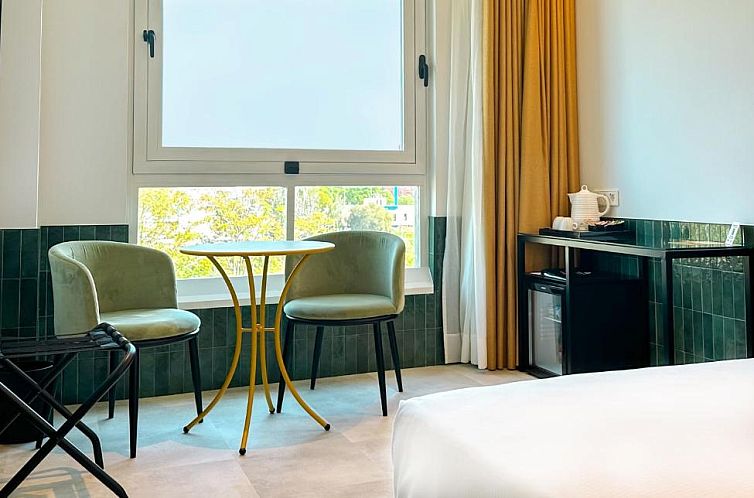 Ribera de Triana Hotel
