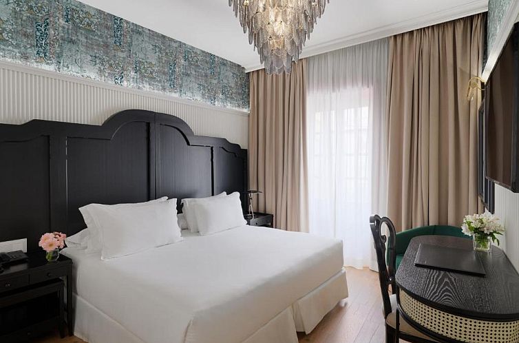 H10 Corregidor Boutique Hotel