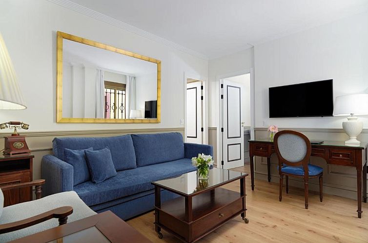 H10 Corregidor Boutique Hotel